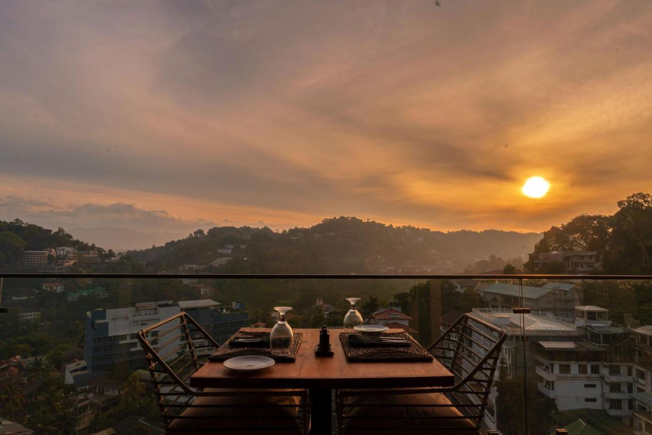 Rivora Heights Hotel Kandy Luaran gambar
